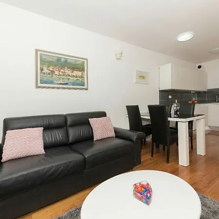 Apartment Apartman Sunce